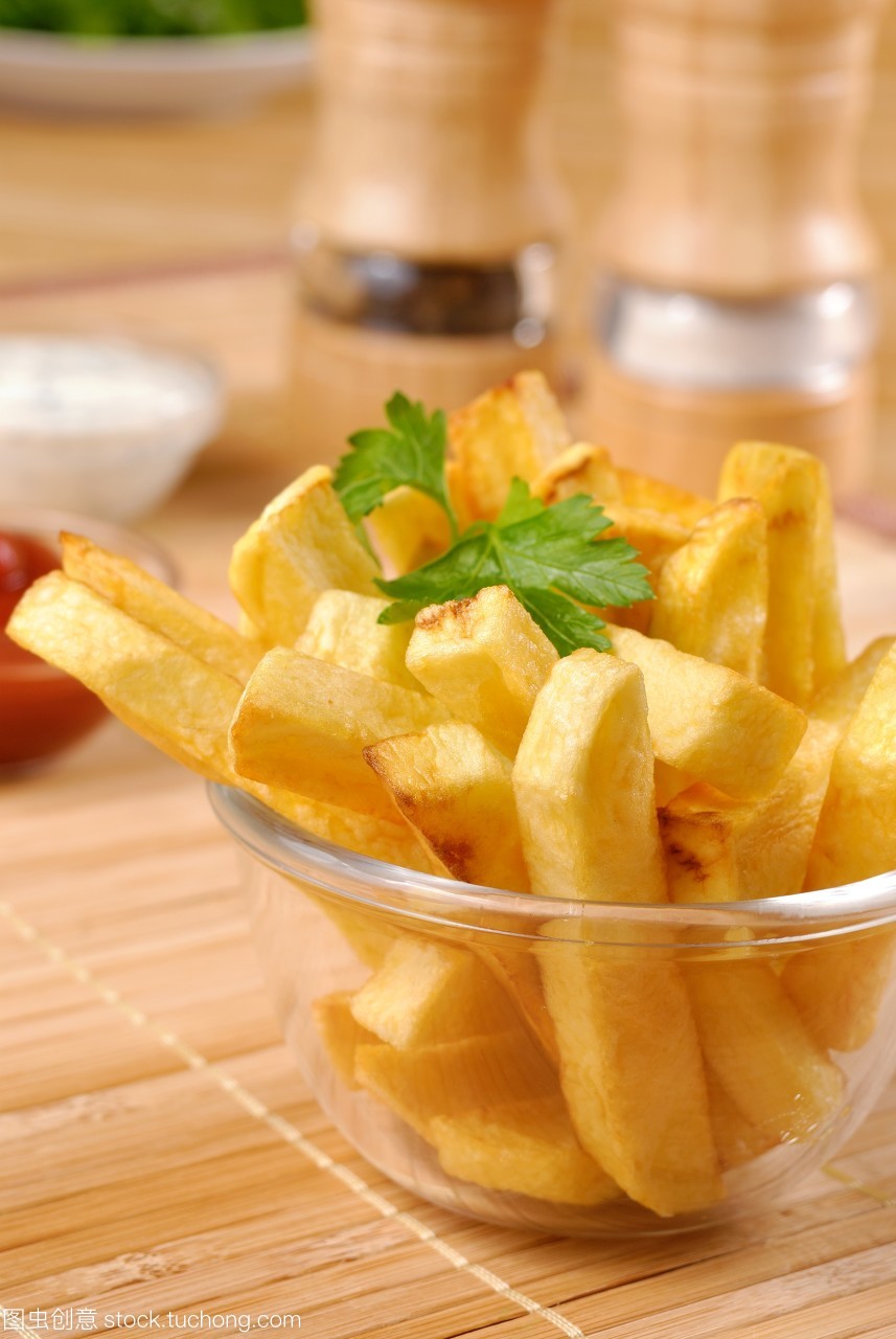 中飯,傳統(tǒng),傳統(tǒng)的,佳肴,便飯,喝水,土豆,垃圾,喝酒,午餐,午飯,地方菜,大盤子,卡路里,喝,小吃,喝飲料,浸,快速,沙司,浸入,快,混合器,炸薯條,特色食物,用餐者,番茄醬,番茄,盤子,紅,矮胖,紅色,美國人,菜,蔬菜,調(diào)料,近景,零食,西紅柿,馬鈴薯,醬,調(diào)味汁,餐,餐盤,飯,美食,飲料,香料,肥胖,脂肪,胖